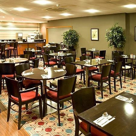 Premier Inn London City Restaurant photo